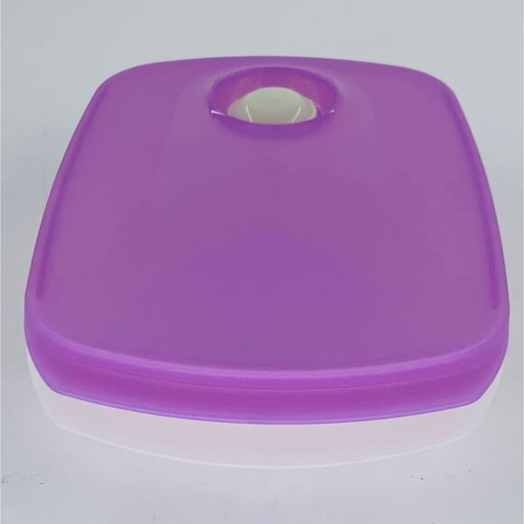 Tupperware Microwave Reheatable Container 3.5 Cup 800 mL Purple Vent Cap Lunch - Picture 2 of 5